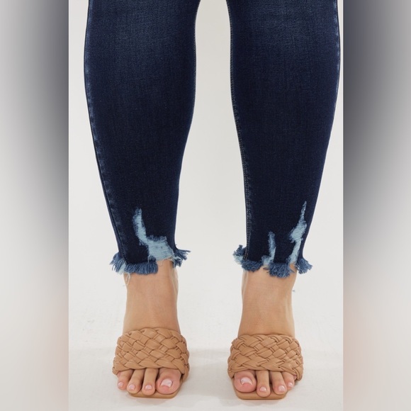 NWT Kancan PLUS + REG Size Ariana Dark Wash High Rise Raw Hem Skinny Jeans - Picture 12 of 14